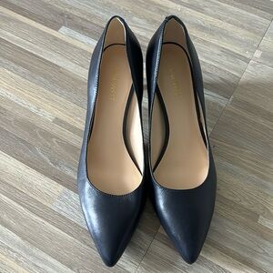 Nine West Navy Blue Heels 7.5
